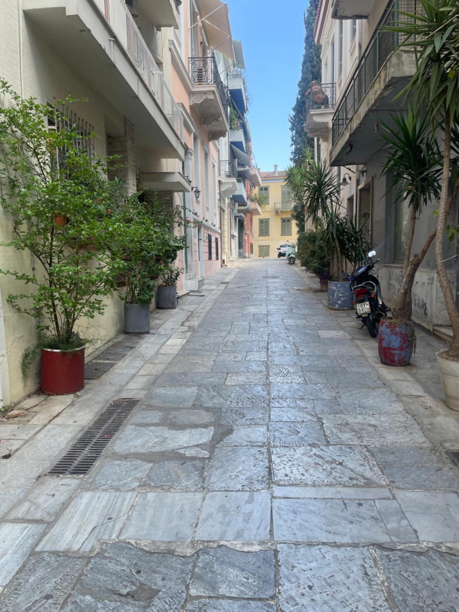 Plaka Quiet Apartment Athena Bagian luar foto
